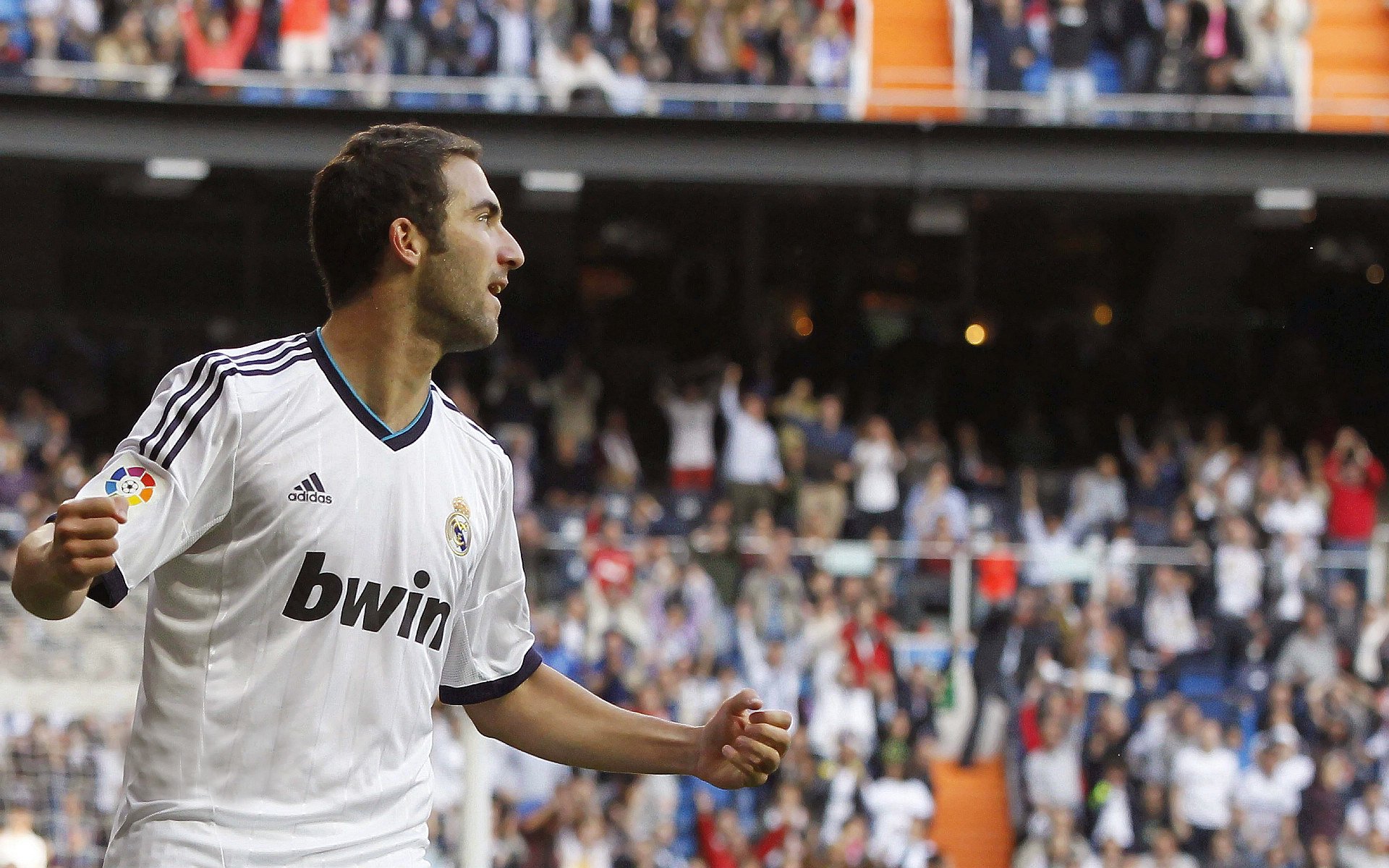 五大联赛是否增加中路与边路双通道推进配合练习，五大联赛各联赛打法特点