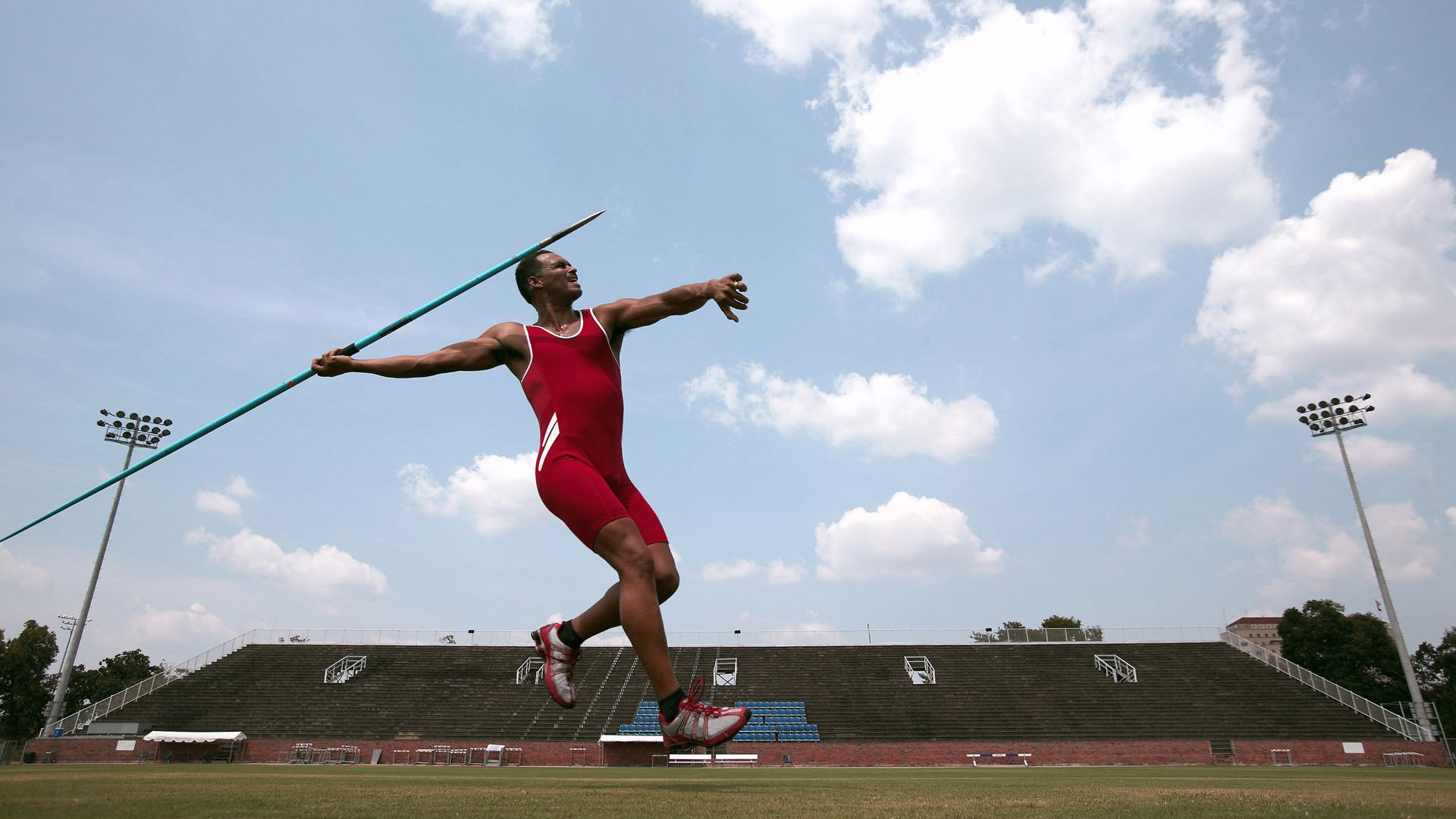 五大联赛是否更加注重二次反击的快节奏执行，五大联赛激烈程度